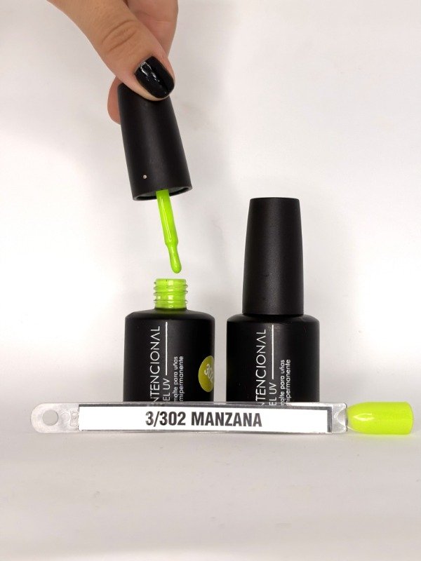 Esmalte semipermanente Gel UV Intencional, tono Manzana 302