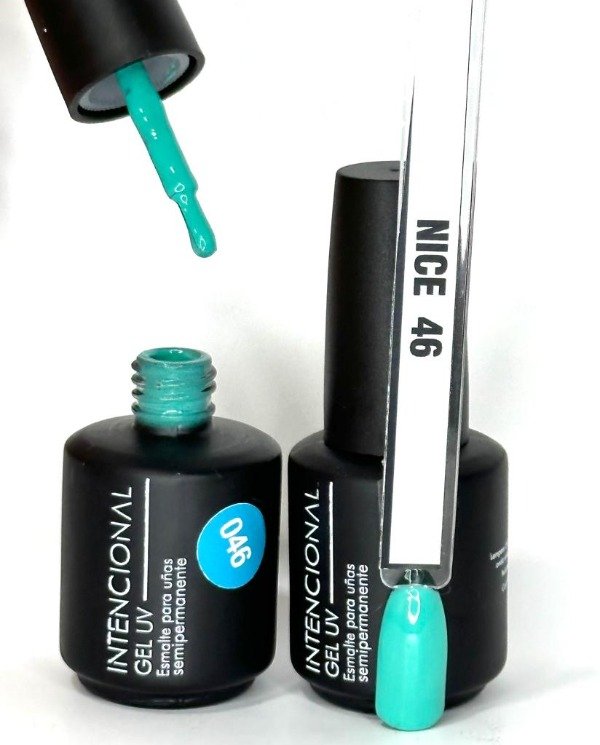 Esmalte semipermanente Gel UV Intencional, tono Nice 046