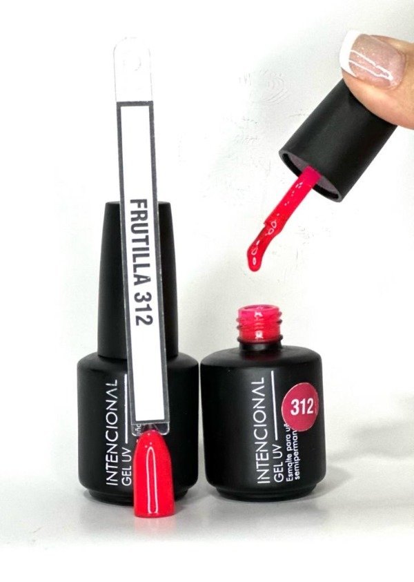 Esmalte semipermanente Gel UV Intencional, tono Frutilla 312
